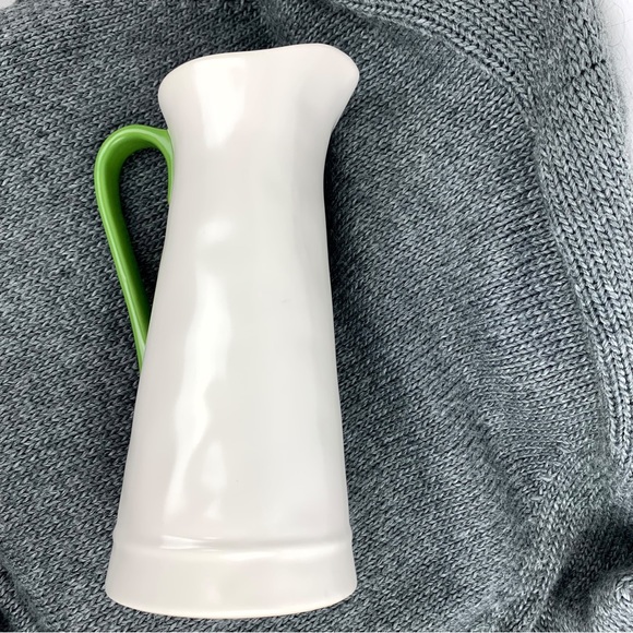 Rae Dunn IRISH BEER Pitcher w/ Green Handle - Picture 2 of 7